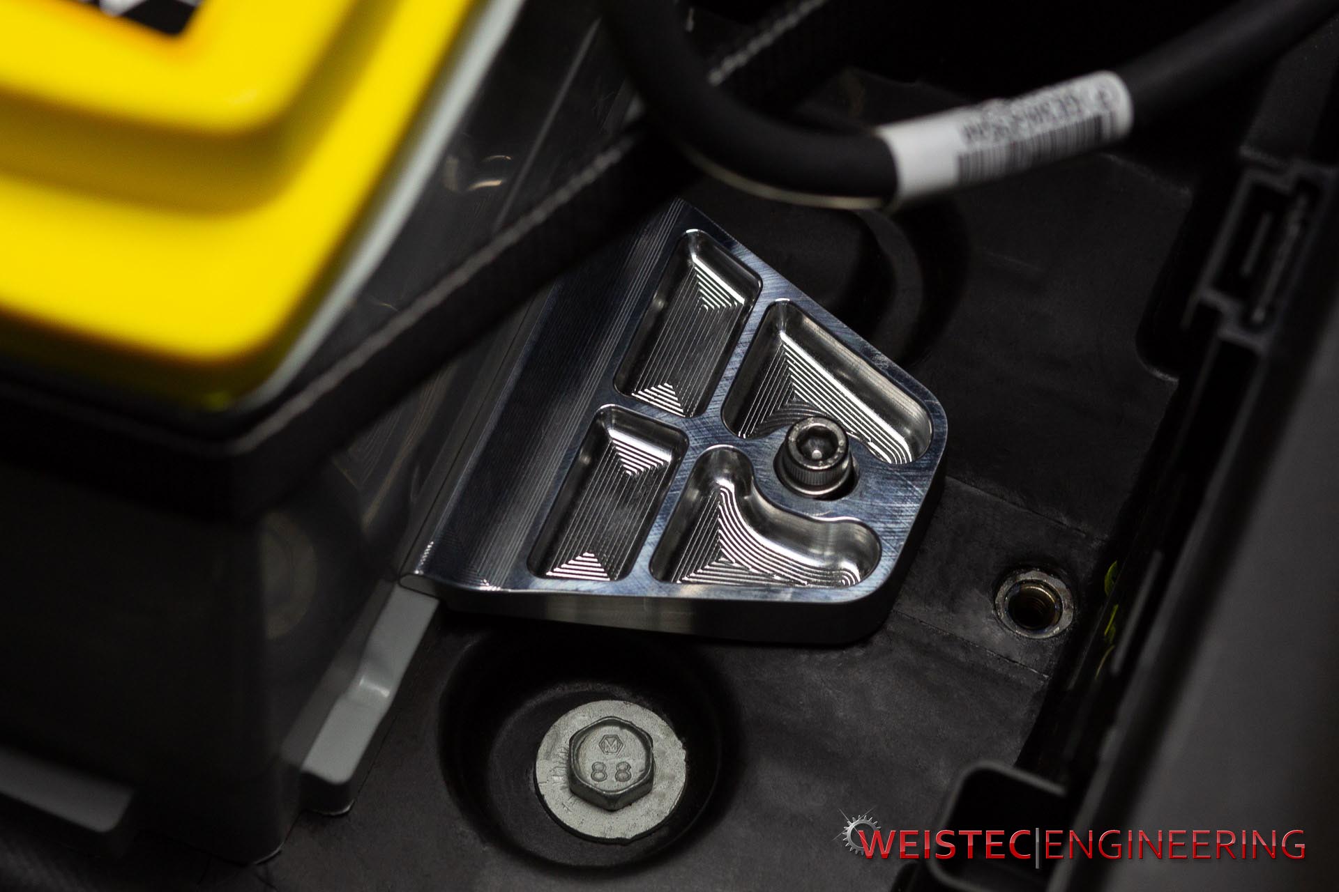 DIN Battery H7 to H6 Bracket DYNE Performance